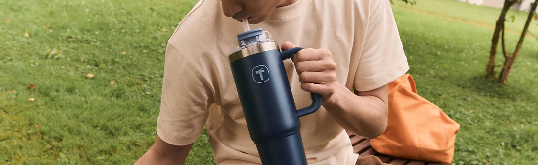 “Main Character Matcha” – Iced Coconut Vanilla Matcha Latte